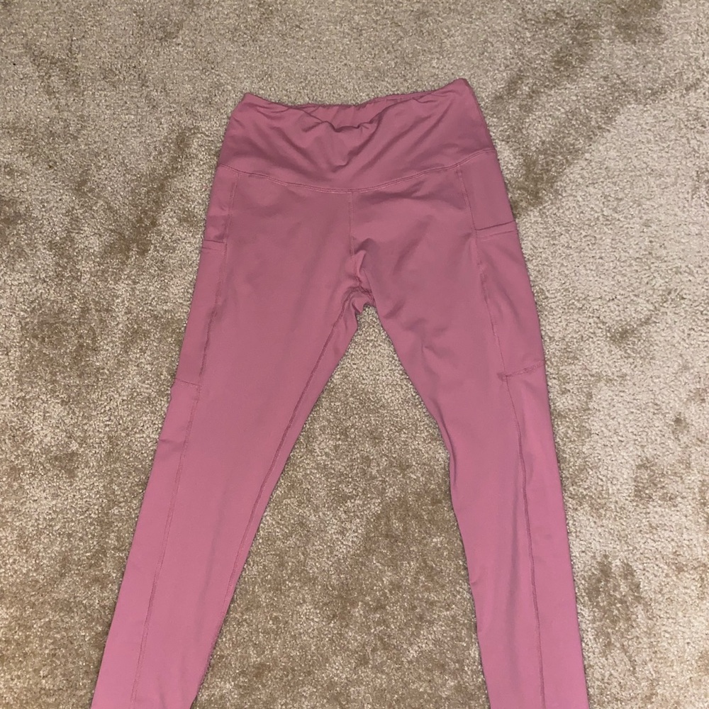 Pink Shein leggings with pockets